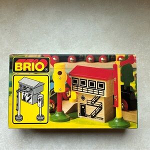 BRIO Wooden Railway SIGNAL HOUSE TOWER Vintage 1980s BOX No. 3371, Mfg In Sweden